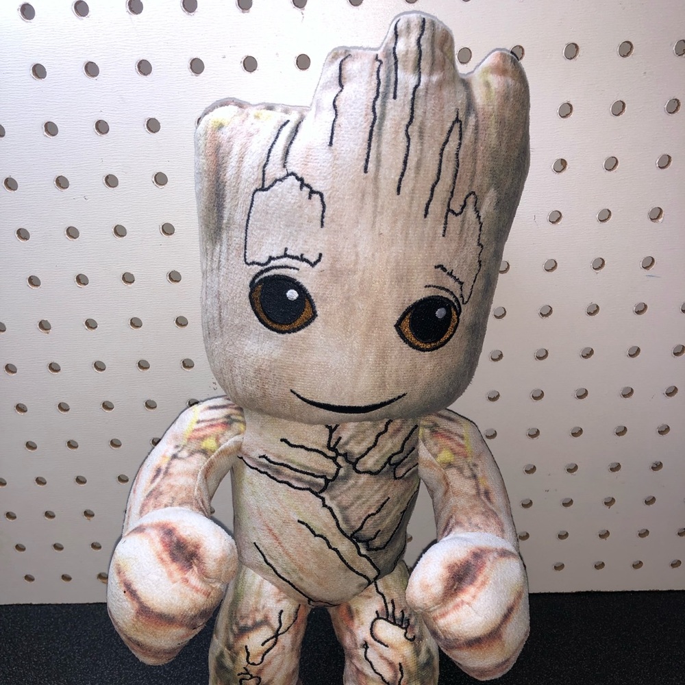 Marvel Just Play Collectible 12-Inch Groot Toy Plush NWOT